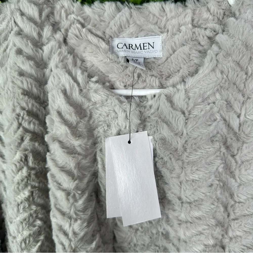 Nwt‎ Carmen Marc Valvo Textured gray cement color Coat